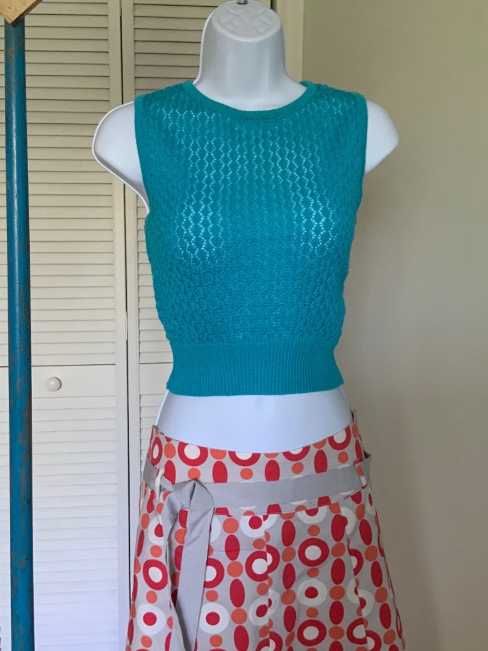 Crochet style cropped top, size 2, cotton blend, colour blue